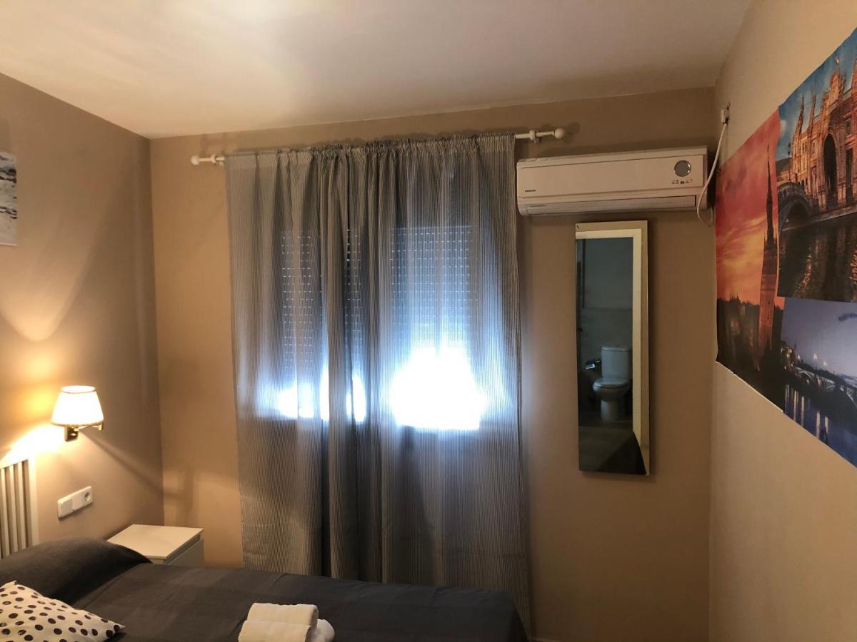 Apartamento DUPLEX SAGASTA Sevilla Bagian luar foto