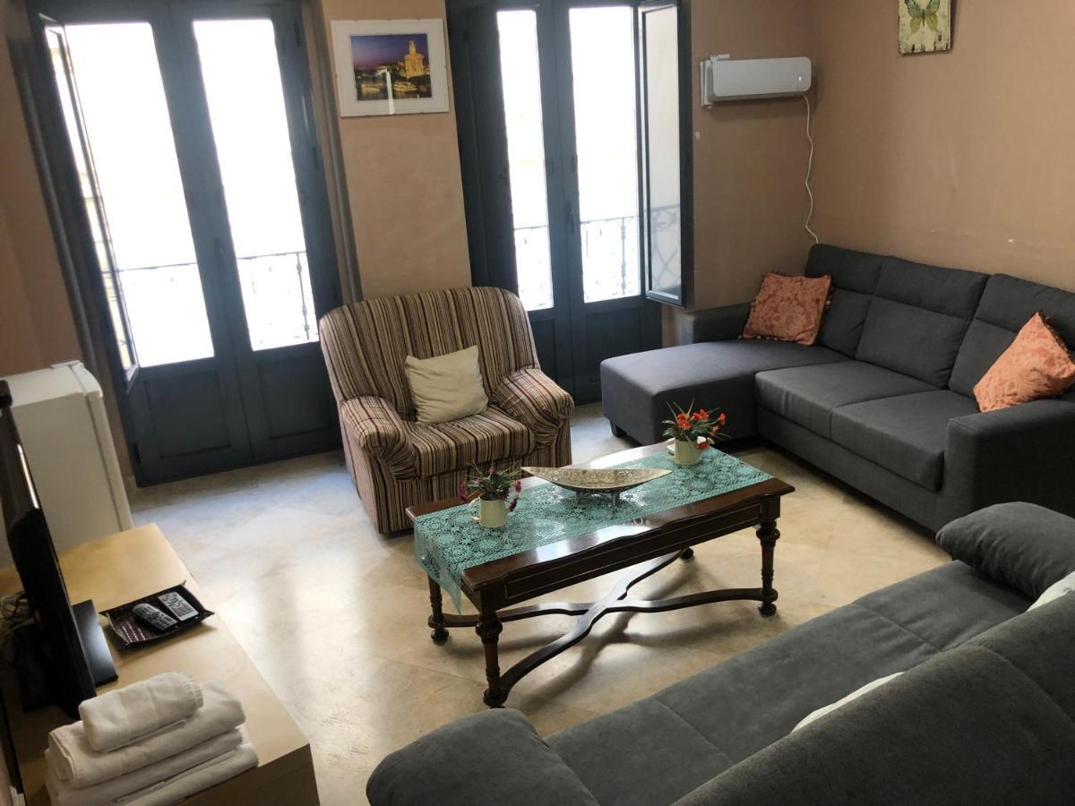 Apartamento DUPLEX SAGASTA Sevilla Bagian luar foto