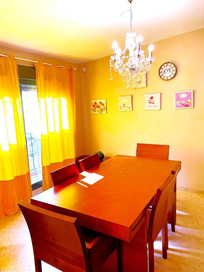 Apartamento DUPLEX SAGASTA Sevilla Bagian luar foto