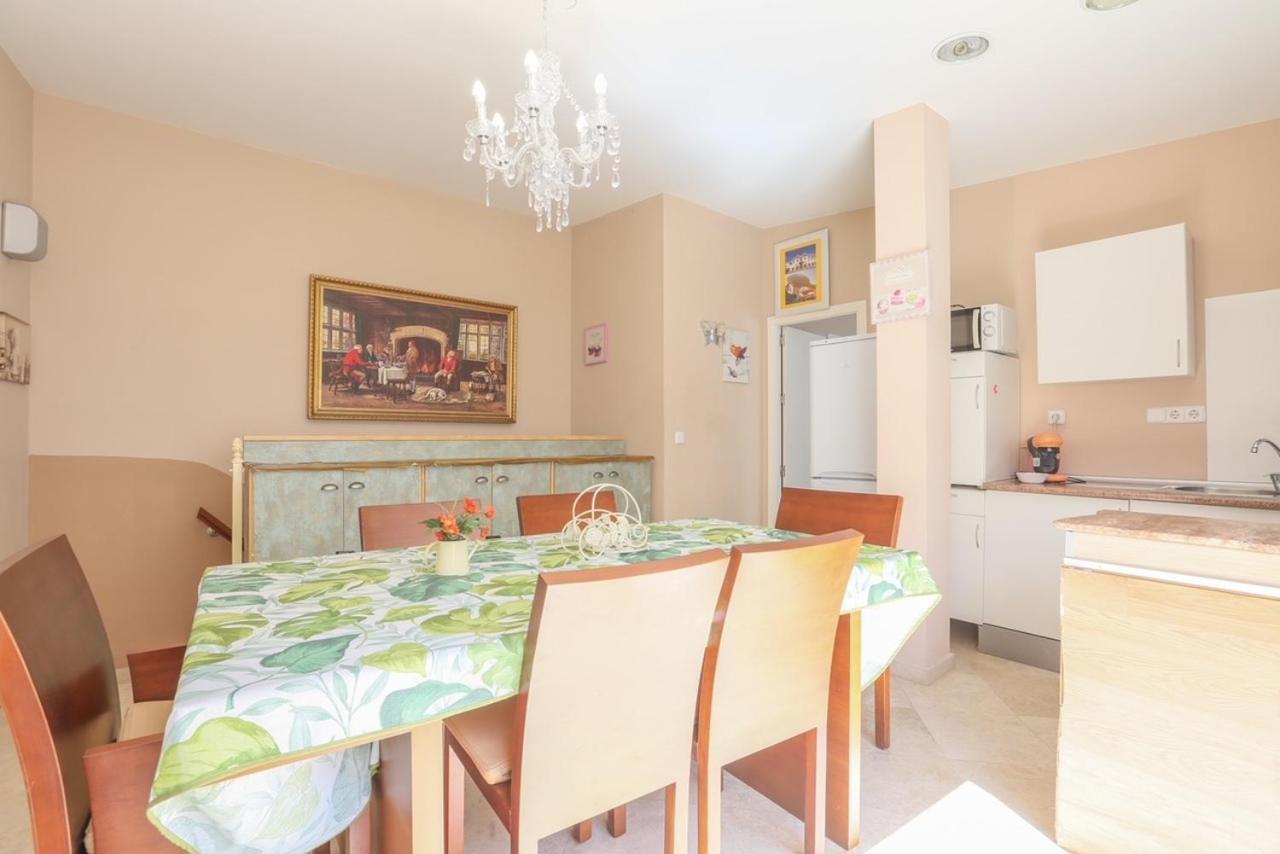 Apartamento DUPLEX SAGASTA Sevilla Bagian luar foto